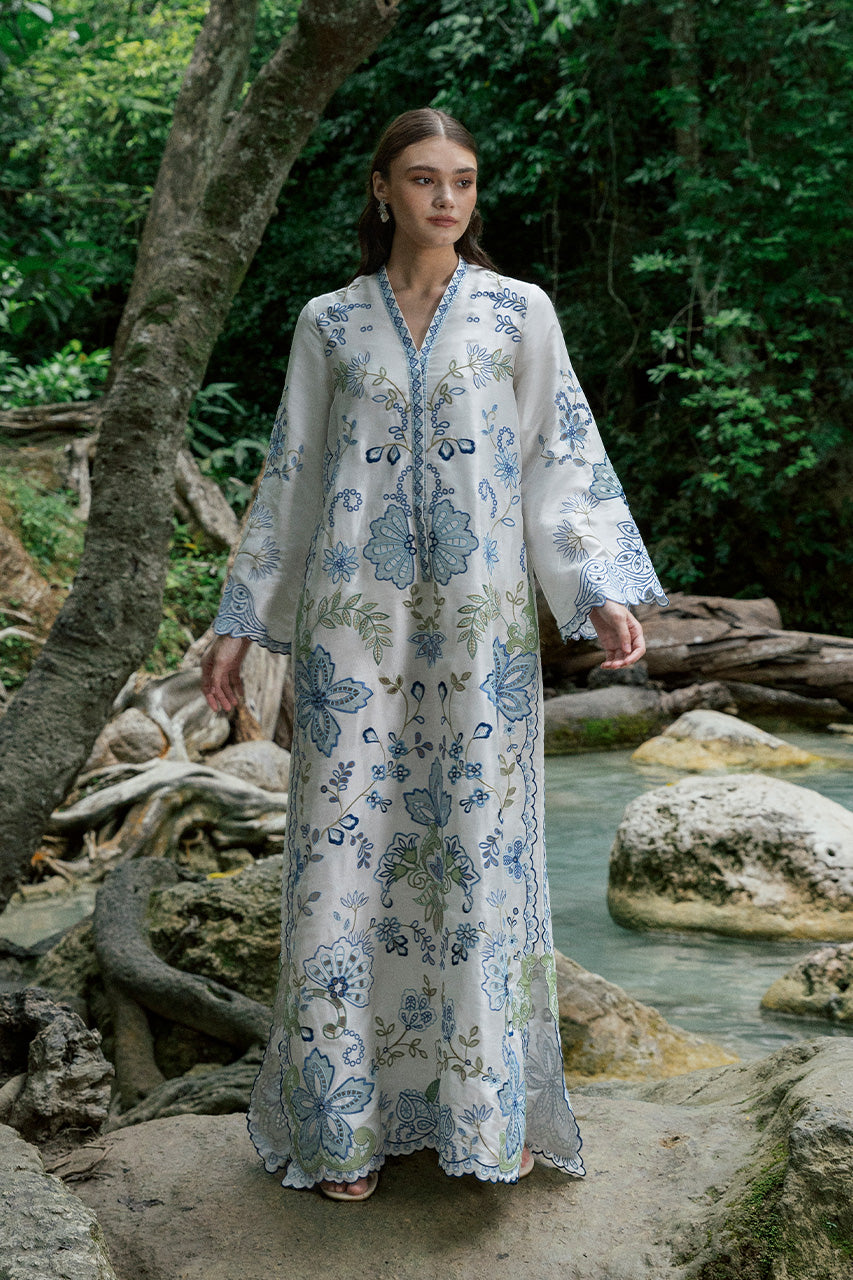 https://cdn.shopify.com/s/files/1/0790/3779/2529/files/0T4A1871.jpg?v=1767780756