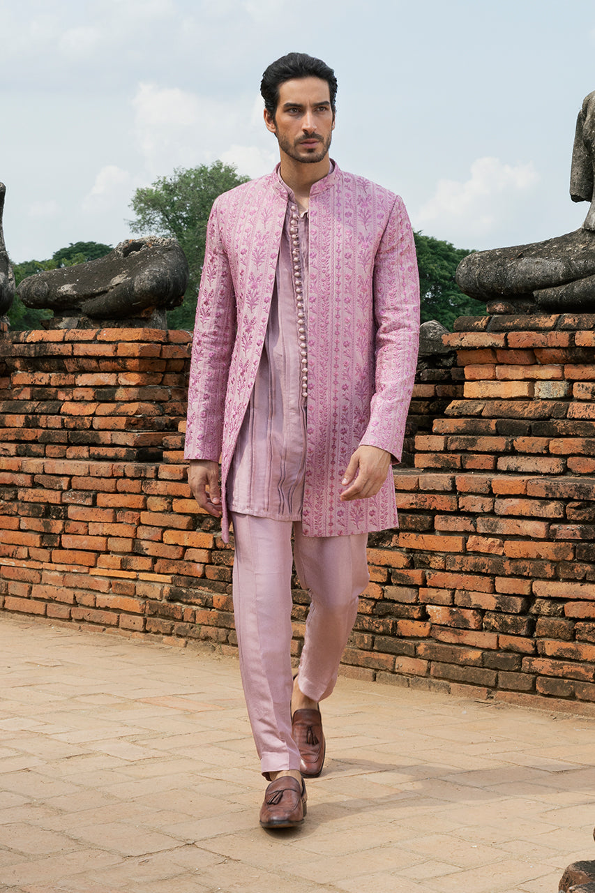 https://cdn.shopify.com/s/files/1/0790/3779/2529/files/0T4A7255_8e23ec76-c34a-4f18-b9f1-89f41c425e2b.jpg?v=1761832425