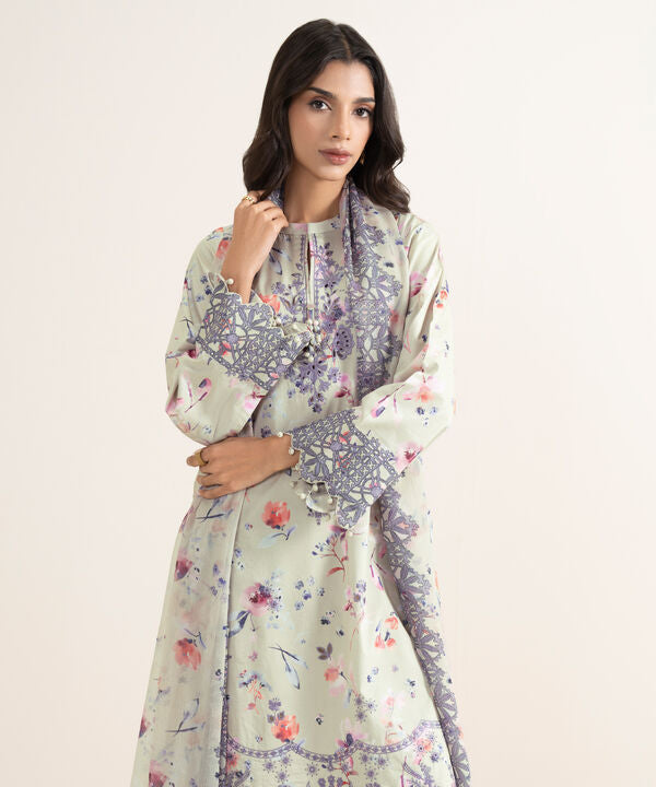 3 Piece - Embroidered Lawn Suit