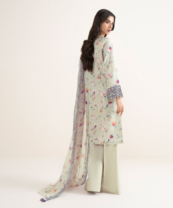 3 Piece - Embroidered Lawn Suit