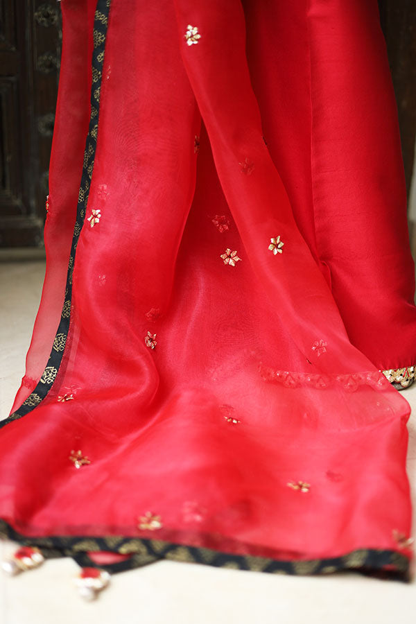 Nauratan | The Velvet Series - Scarlet