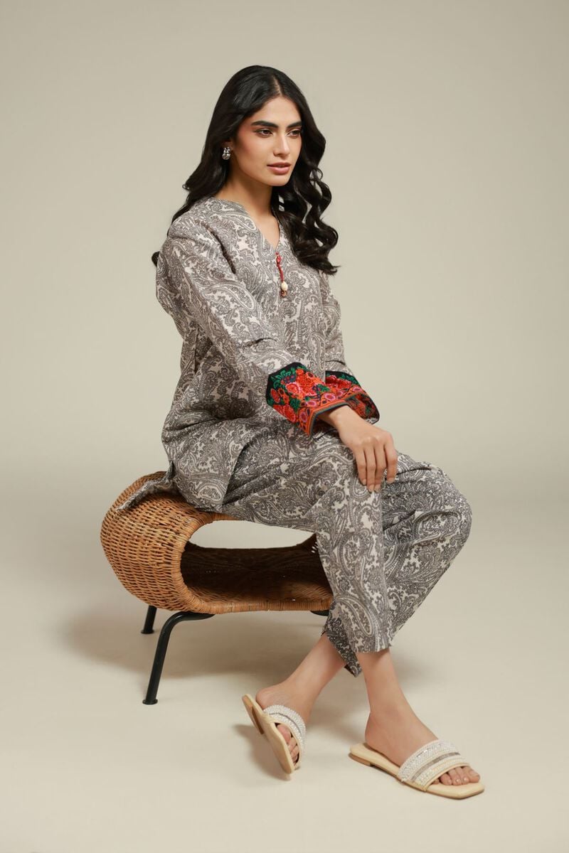 Tapered Paisley Shalwar