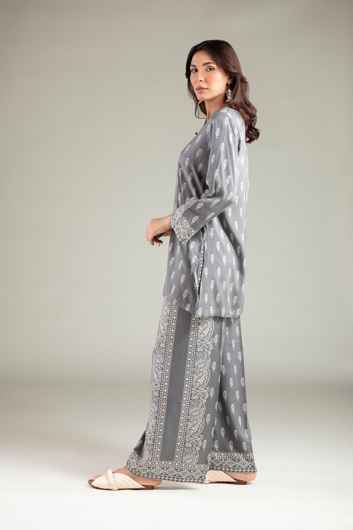 Relaxed Paisley Pants