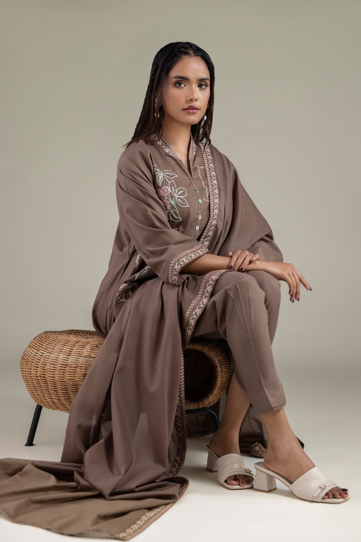 Solid Threadwork Dupatta