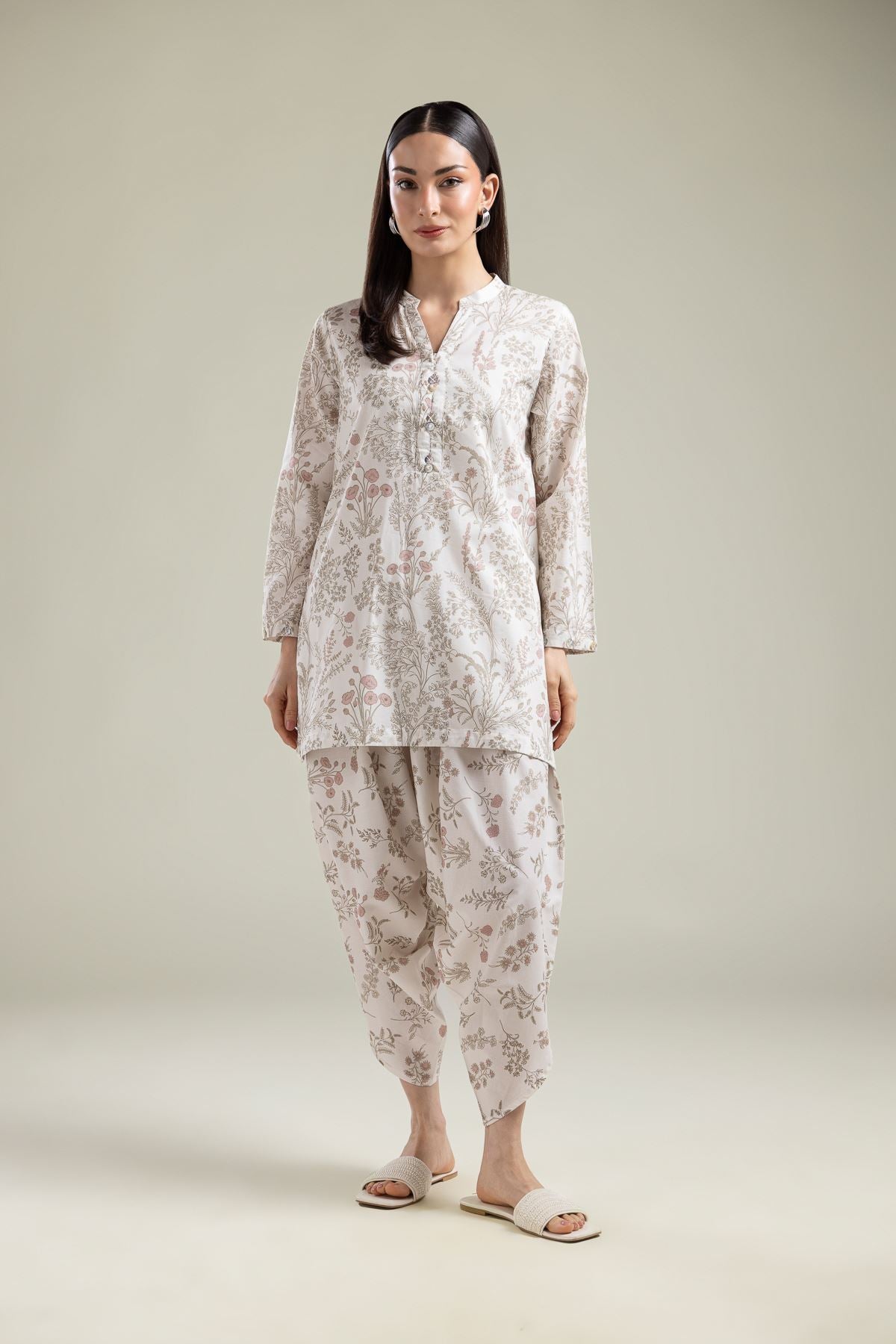 Floral V-Neck Kurta