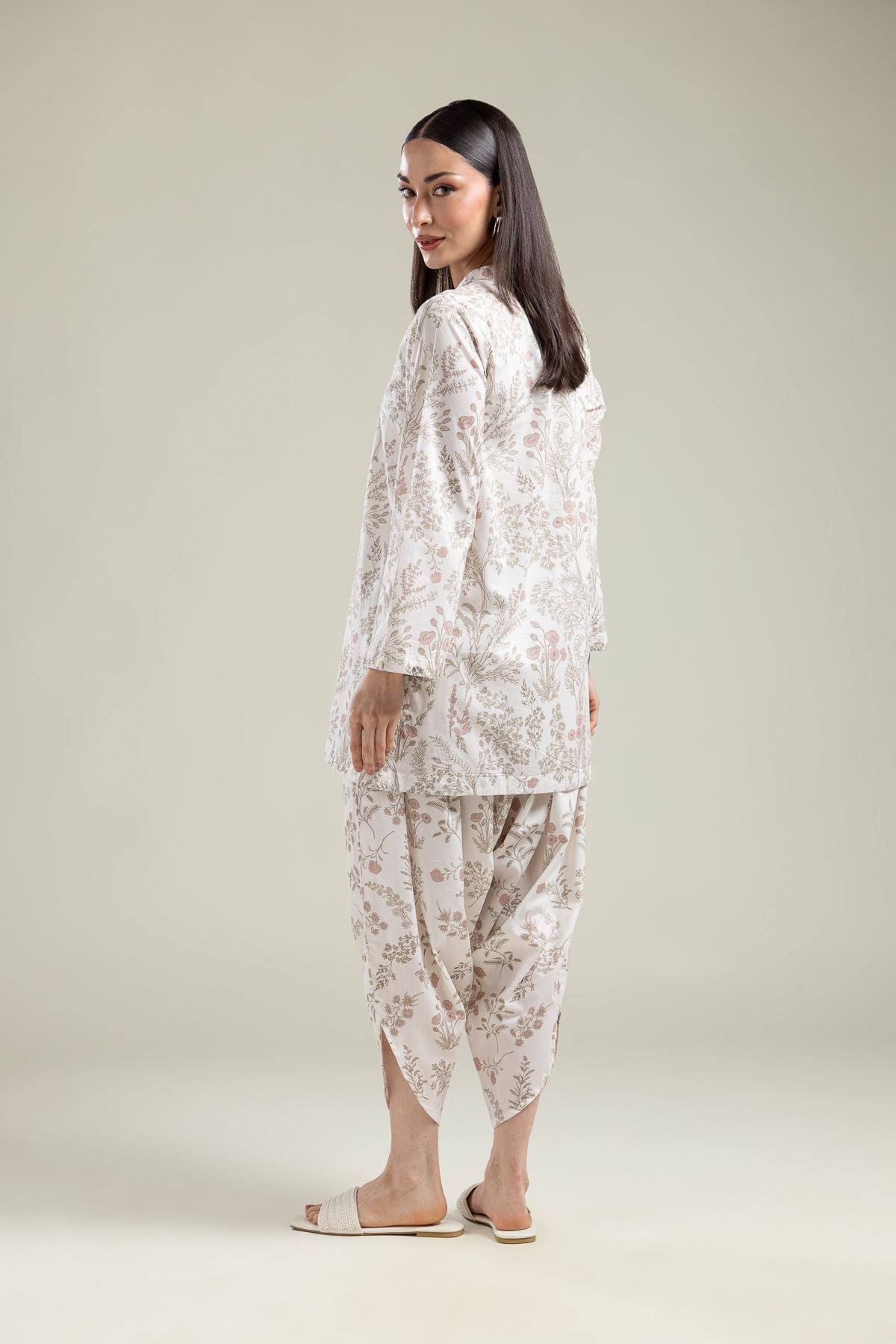 Floral V-Neck Kurta