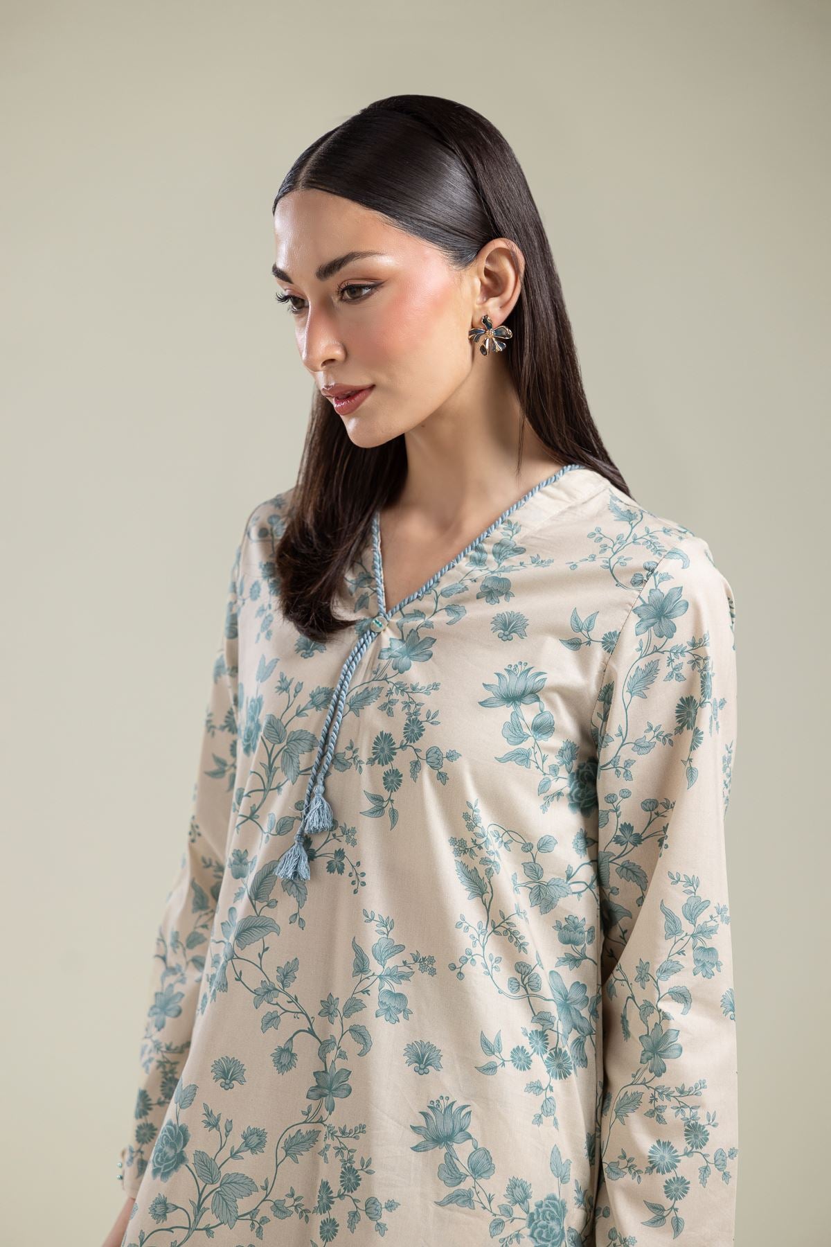 Floral V-Neck Kurta