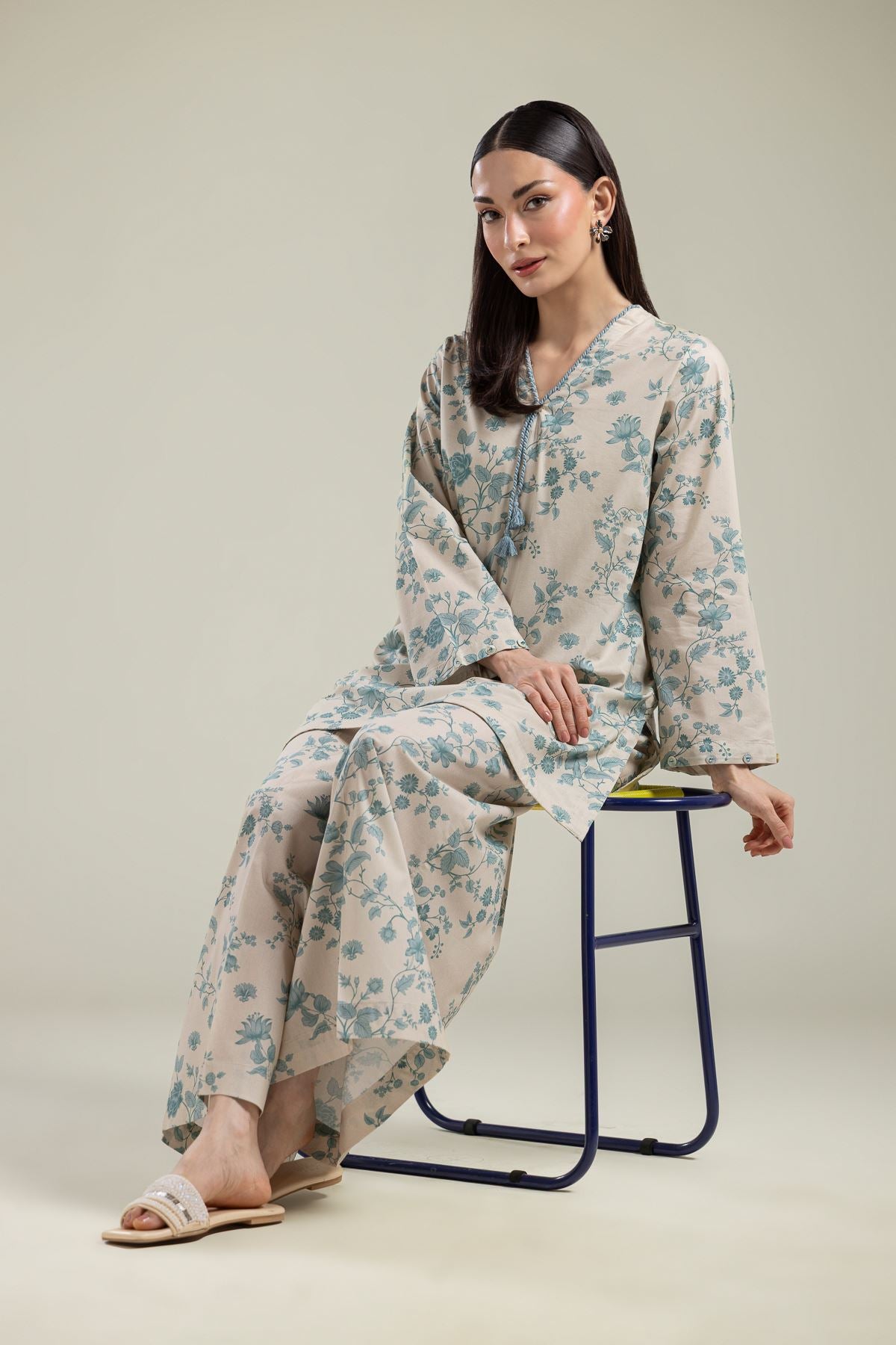 Floral V-Neck Kurta