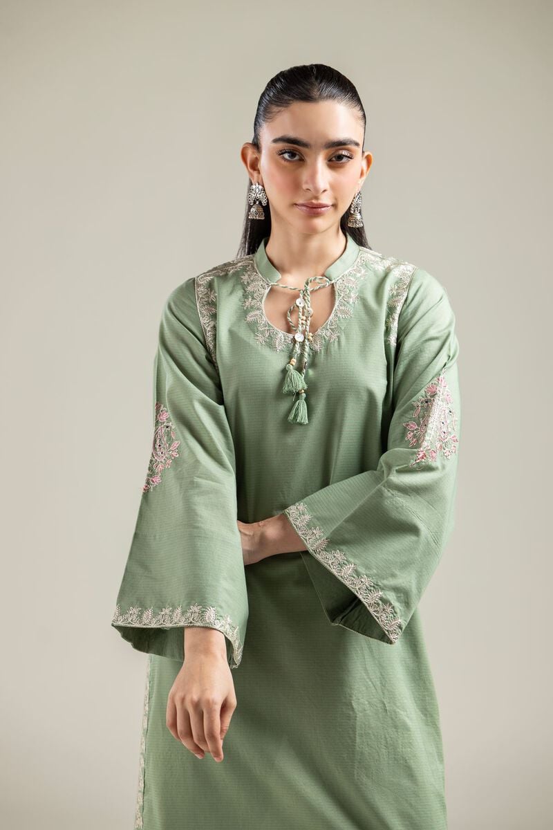 Floral Embroidered Kurta
