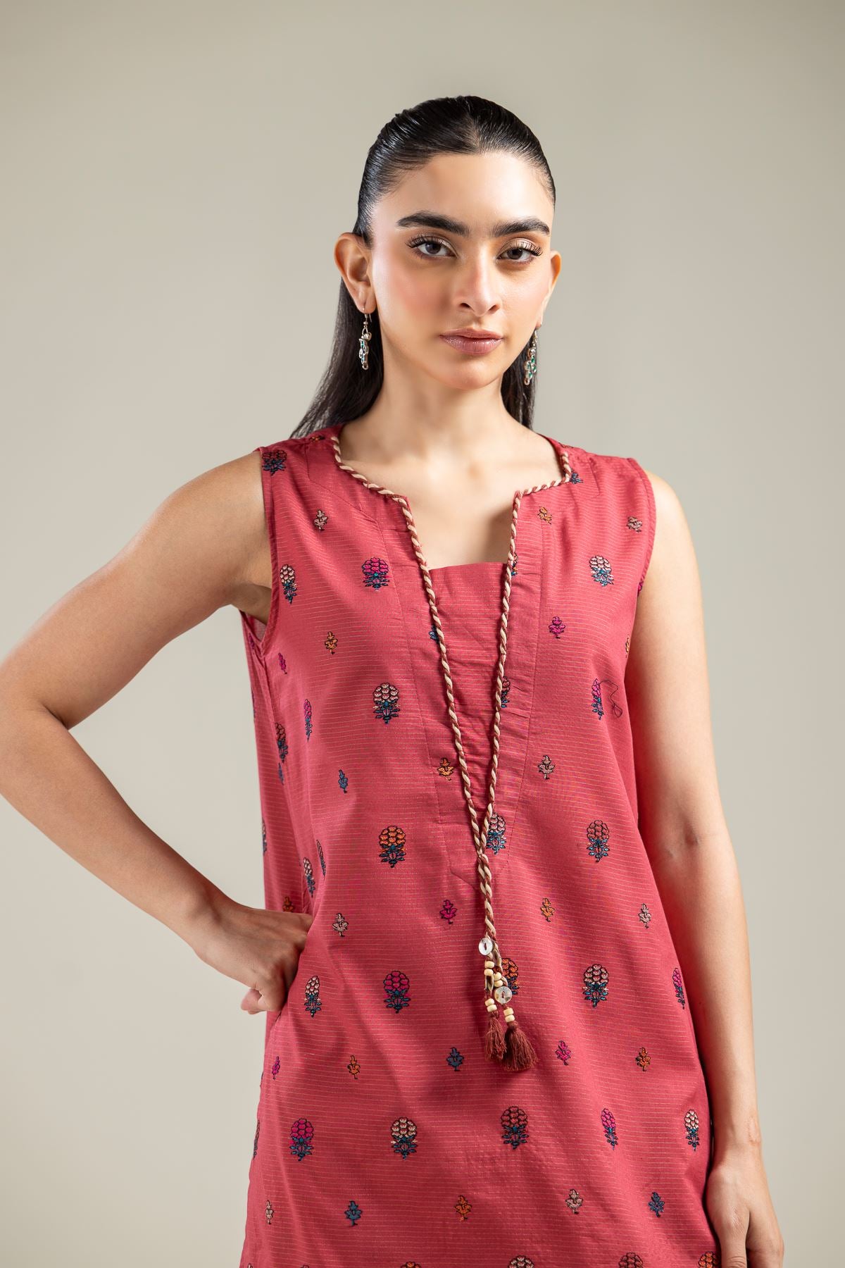 Sleeveless Longline Kurta