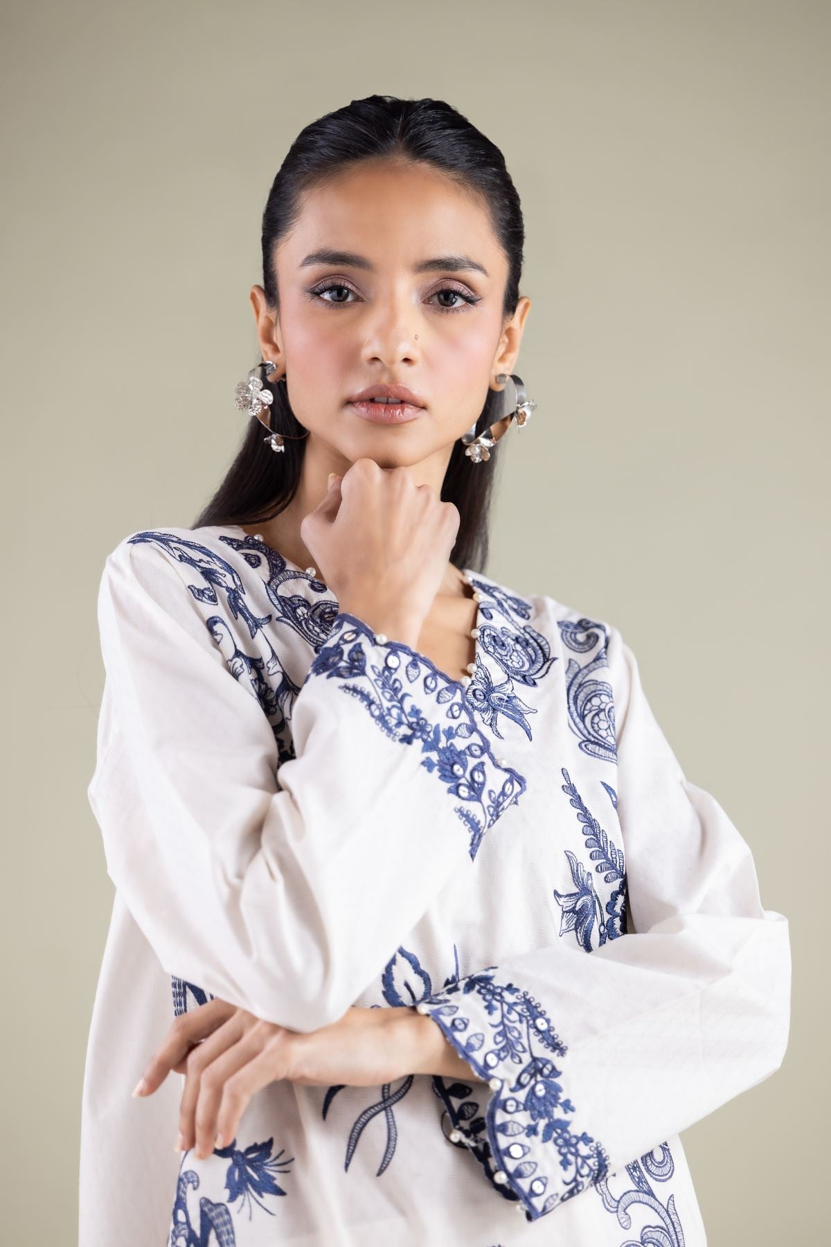 Floral V-Neck Kurta