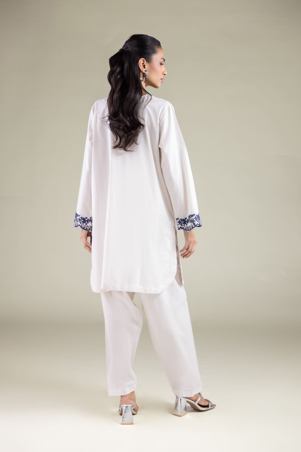 Floral V-Neck Kurta