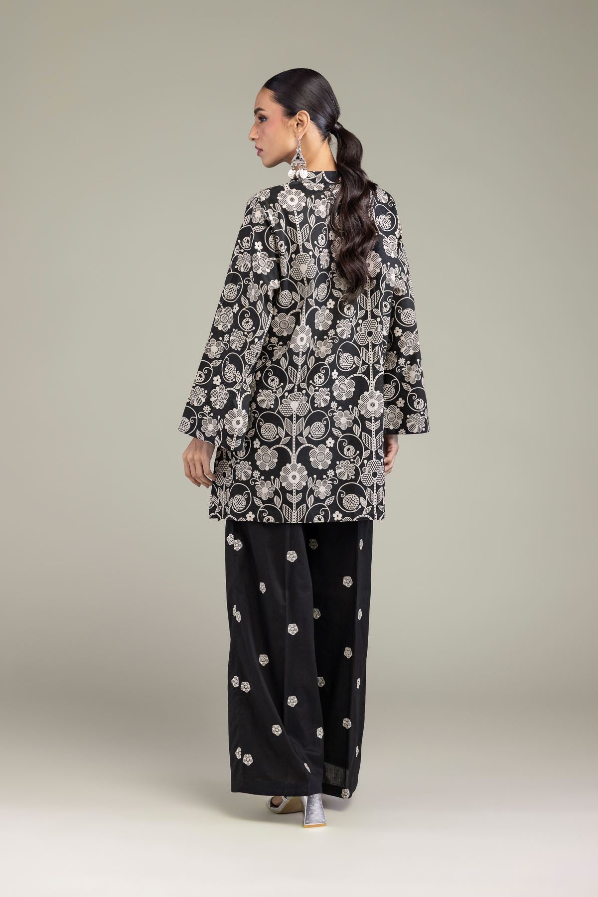Black V-Neck Kurta