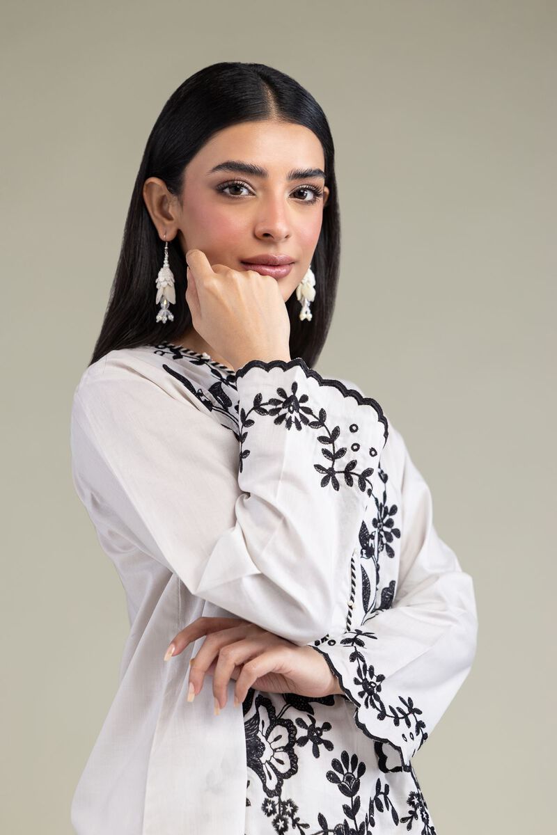 Floral V-Neck Kurta