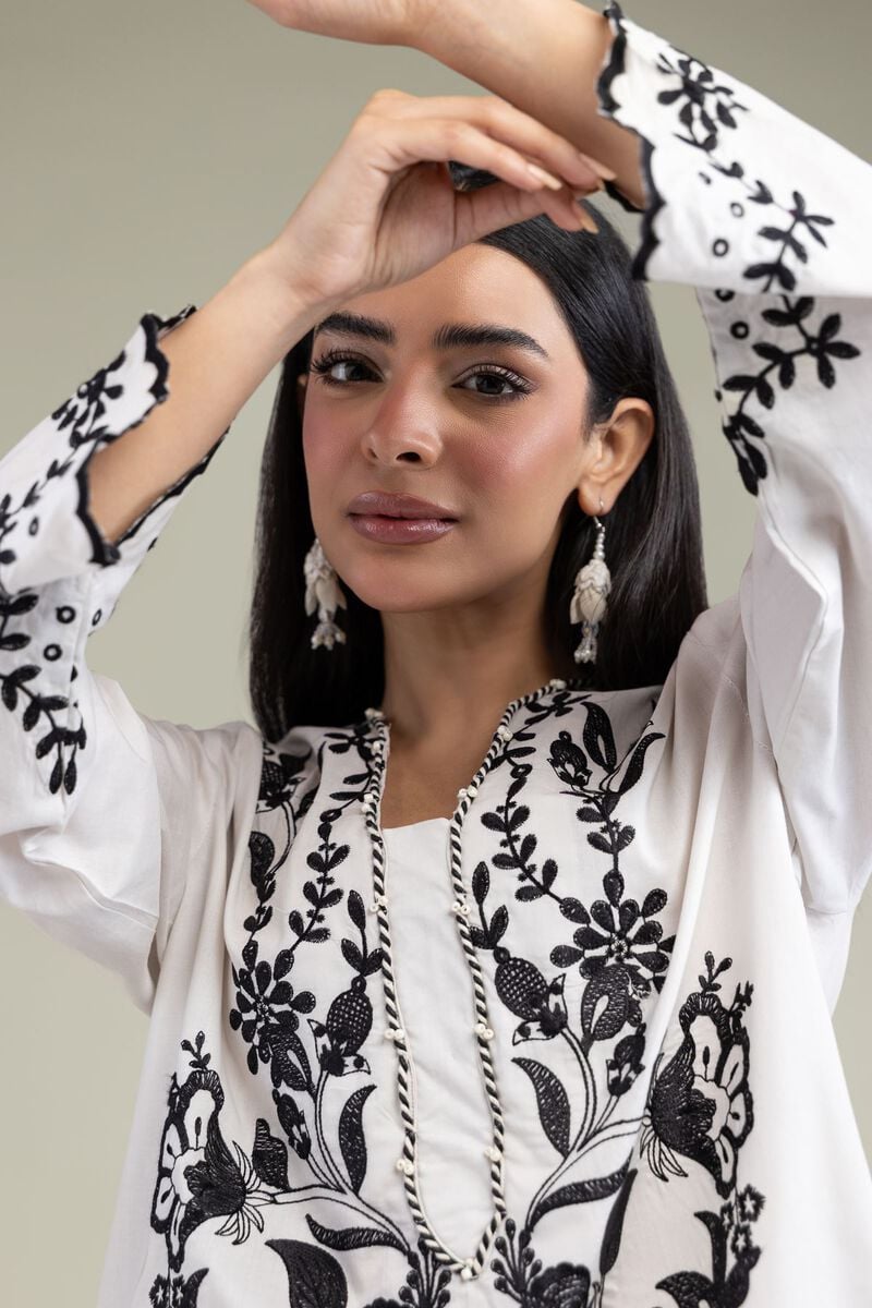 Floral V-Neck Kurta