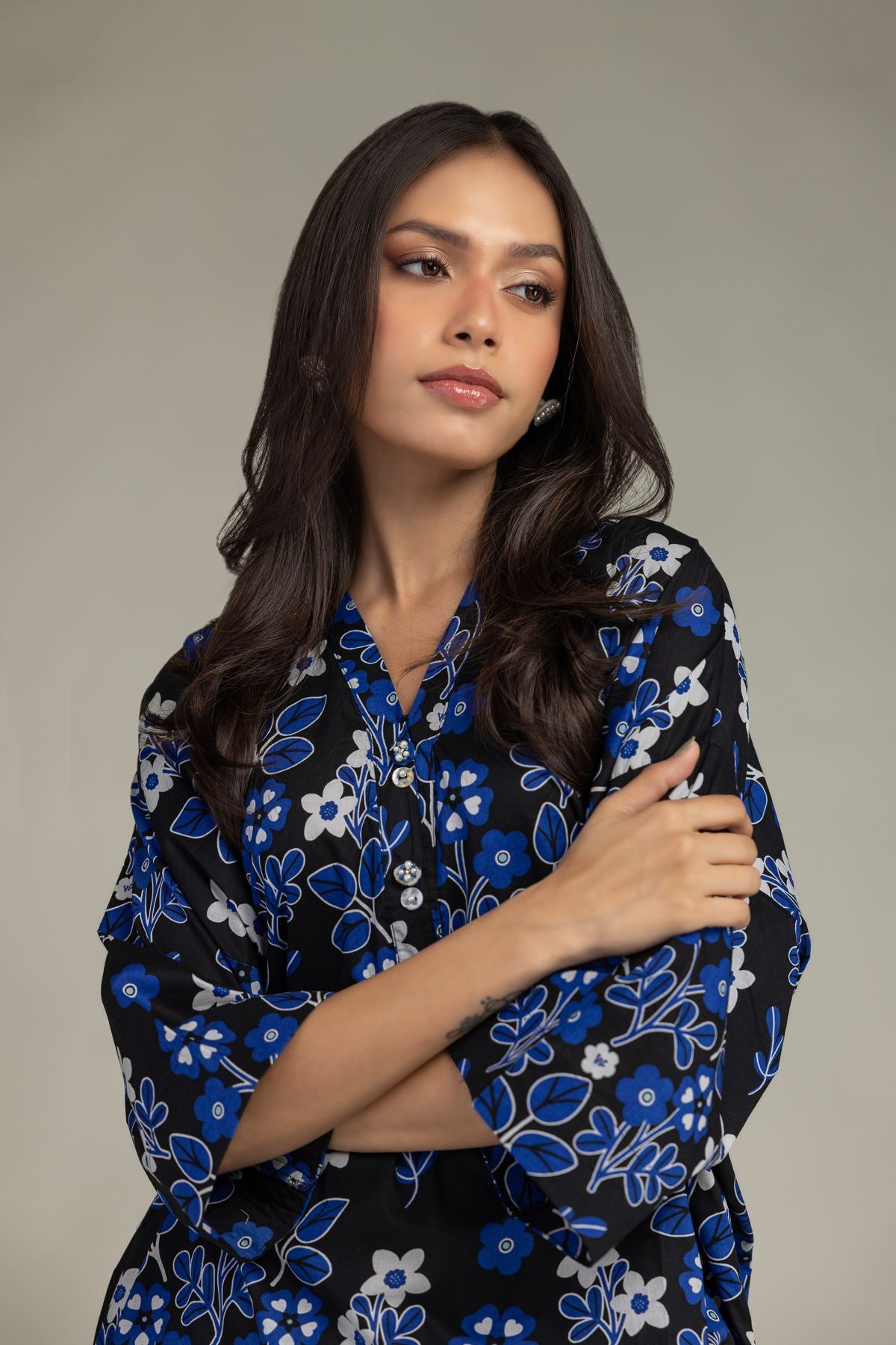 Floral V-Neck Kurta