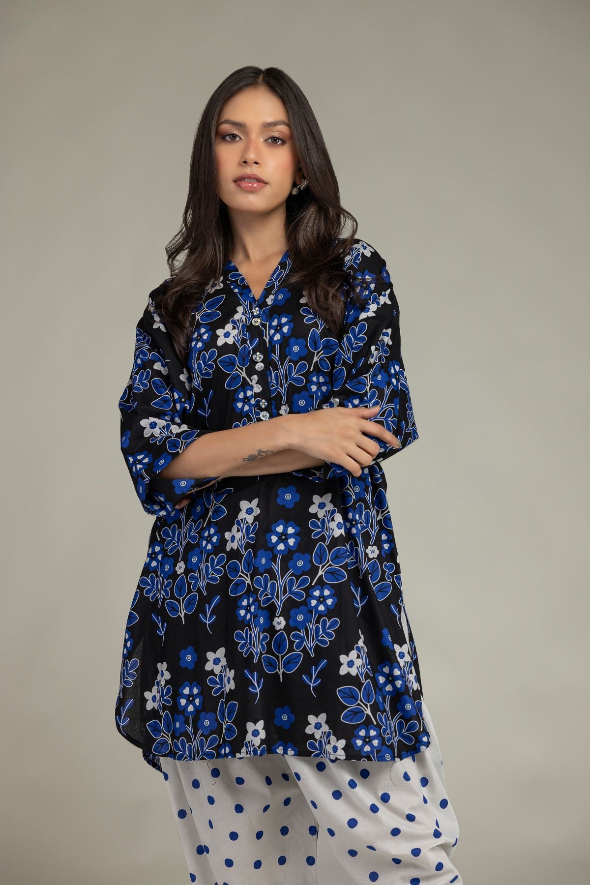 Floral V-Neck Kurta