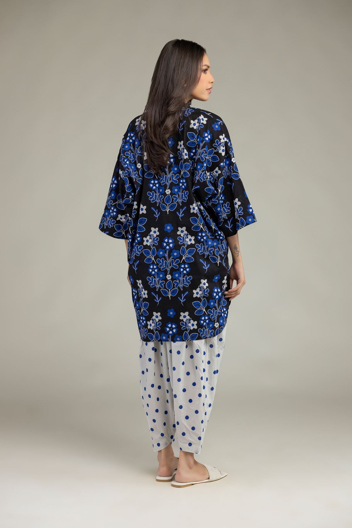 Floral V-Neck Kurta