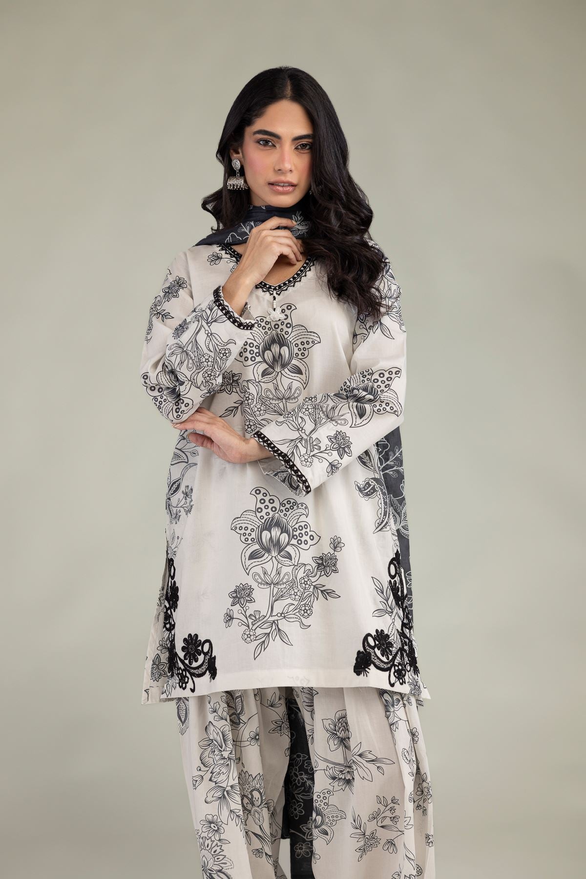 Gray Lawn Dupatta