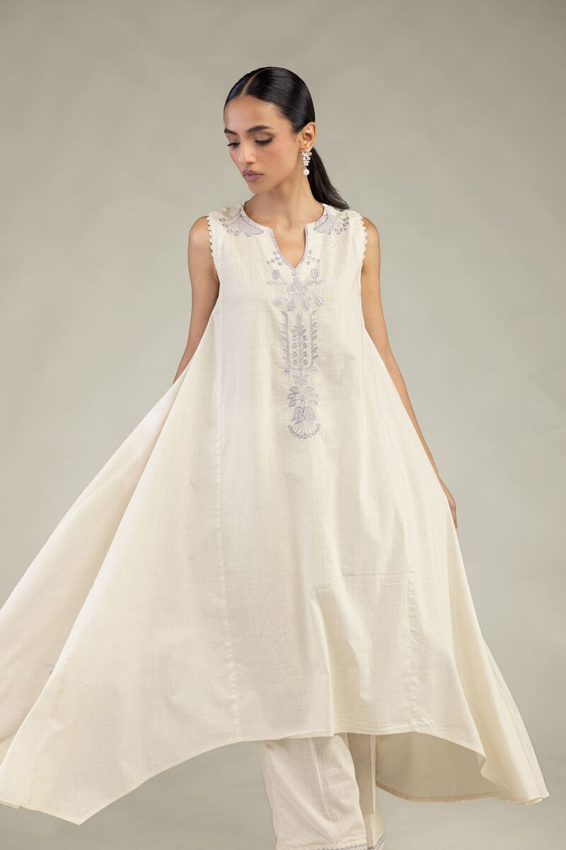 Floral Sleeveless Kurta