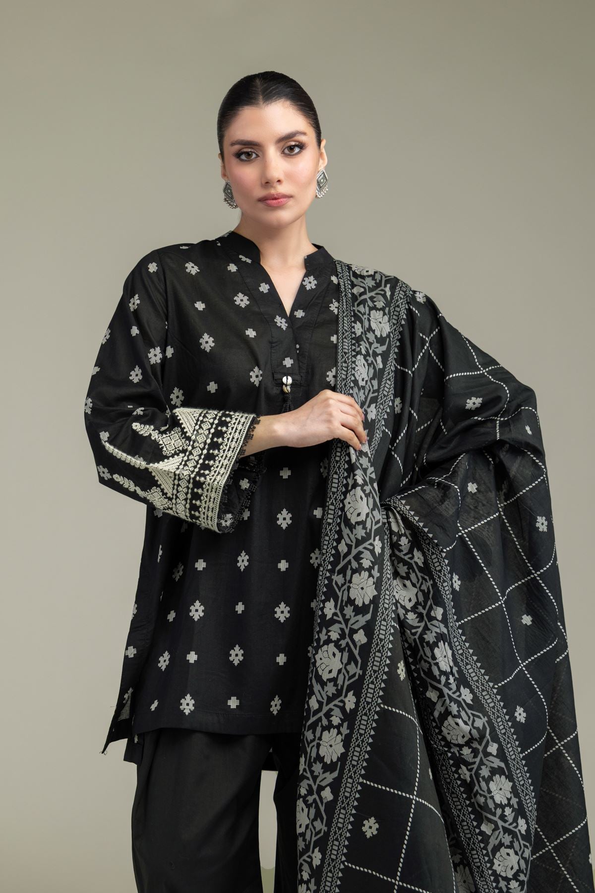 Black Lawn Kurta