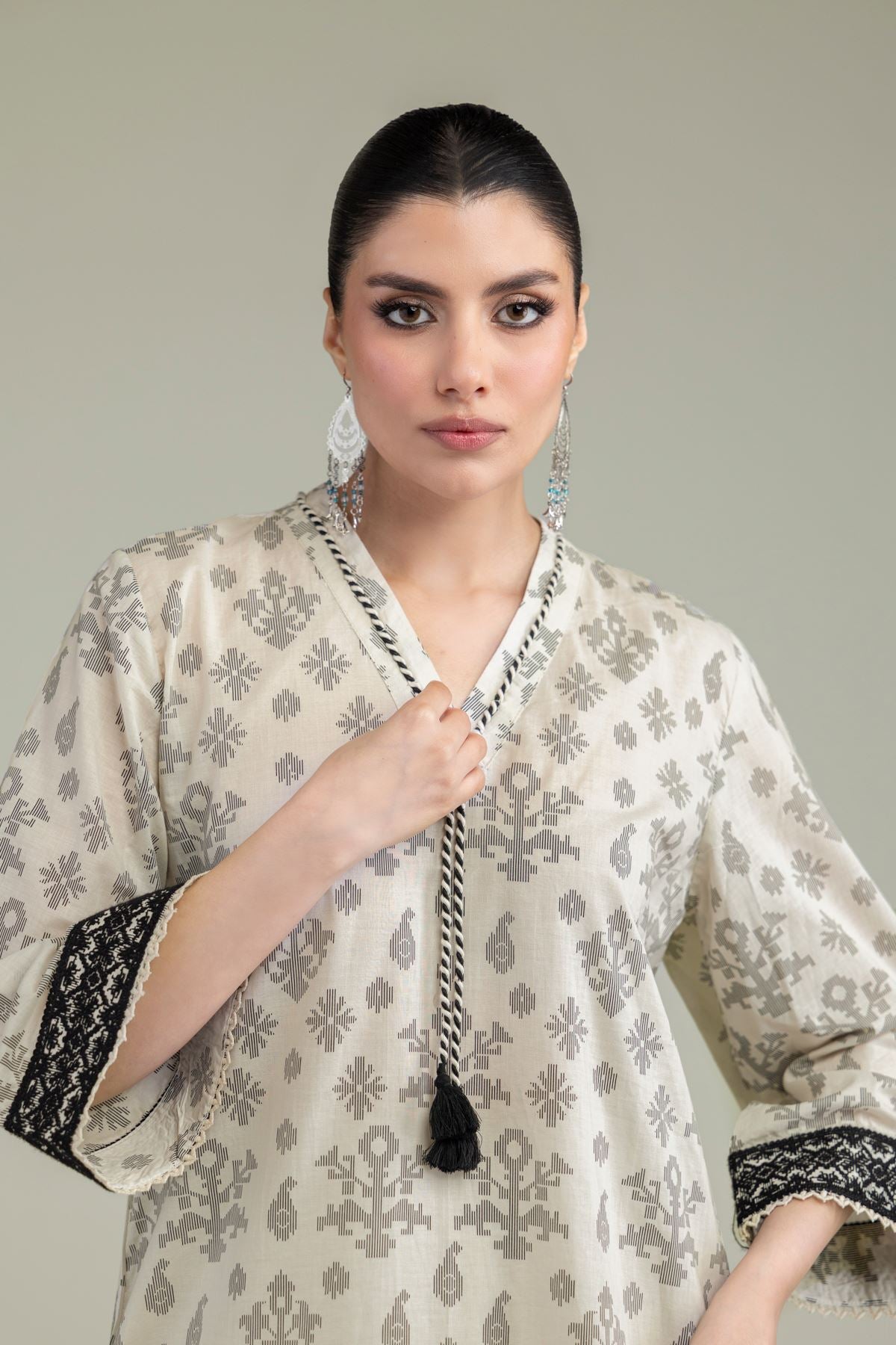 Lawn V-Neck Kurta