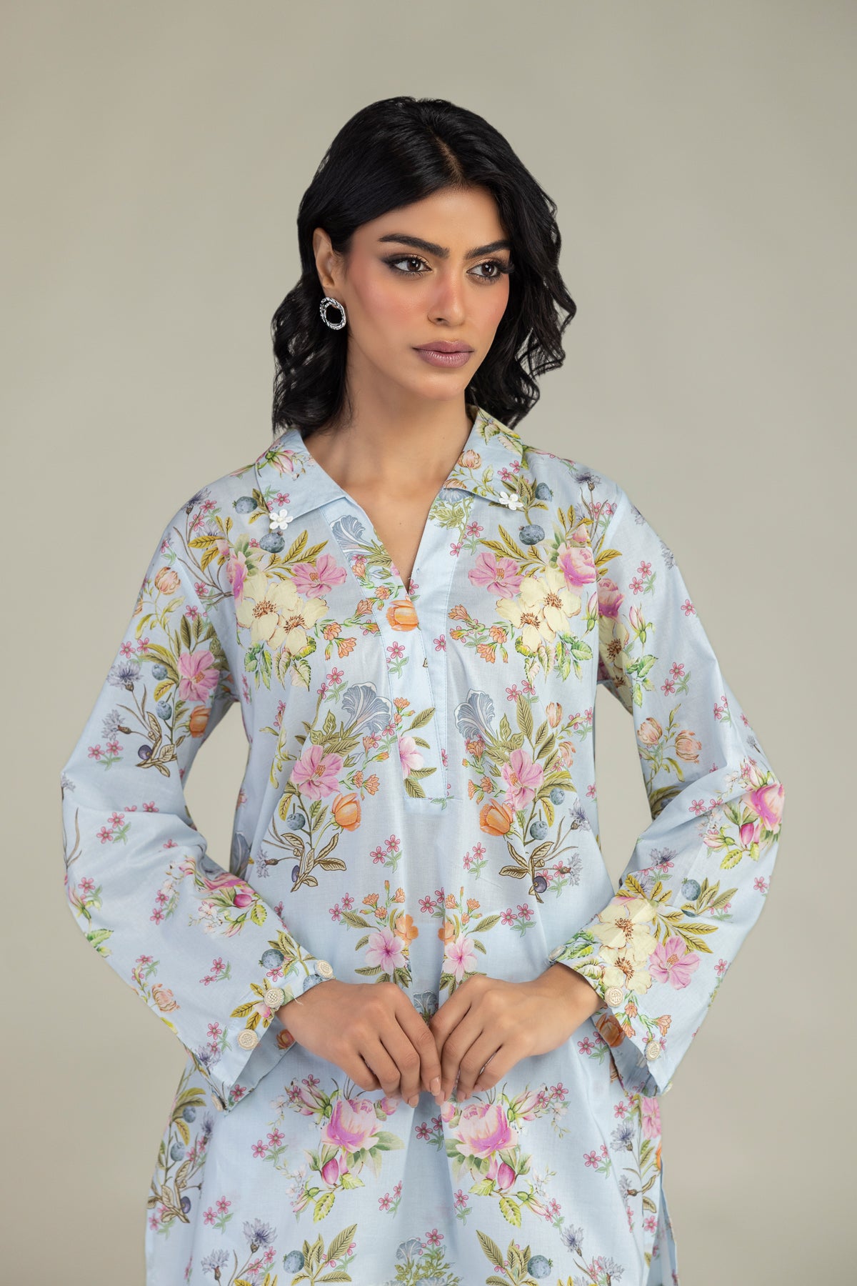 Short V-Neck Kurta