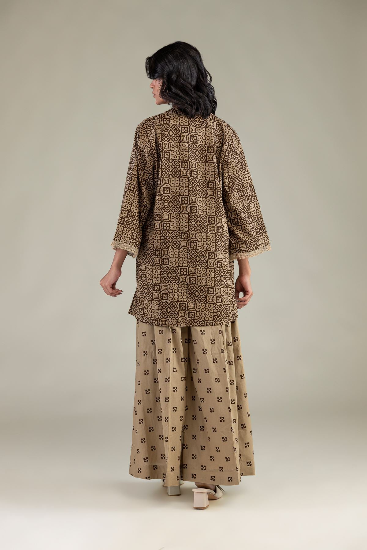 Short V-Neck Kurta