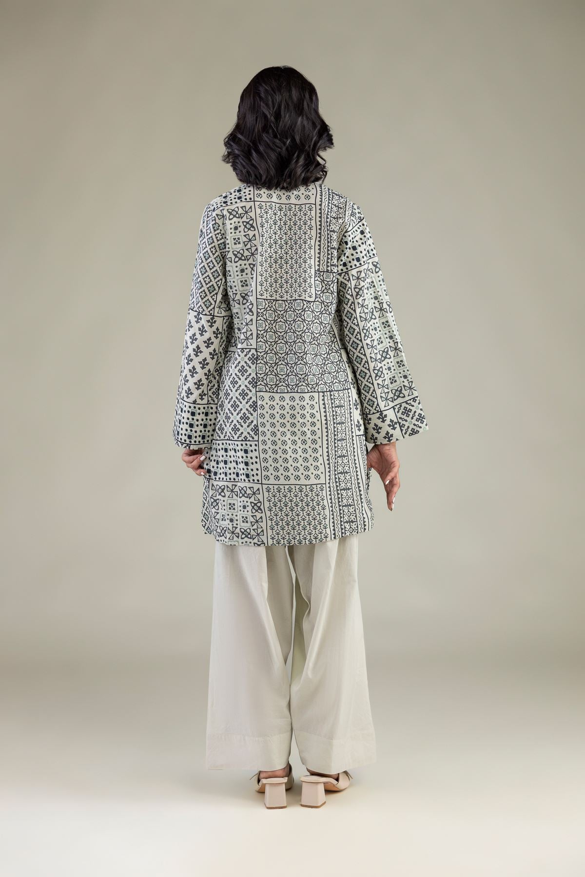 Short V-Neck Kurta