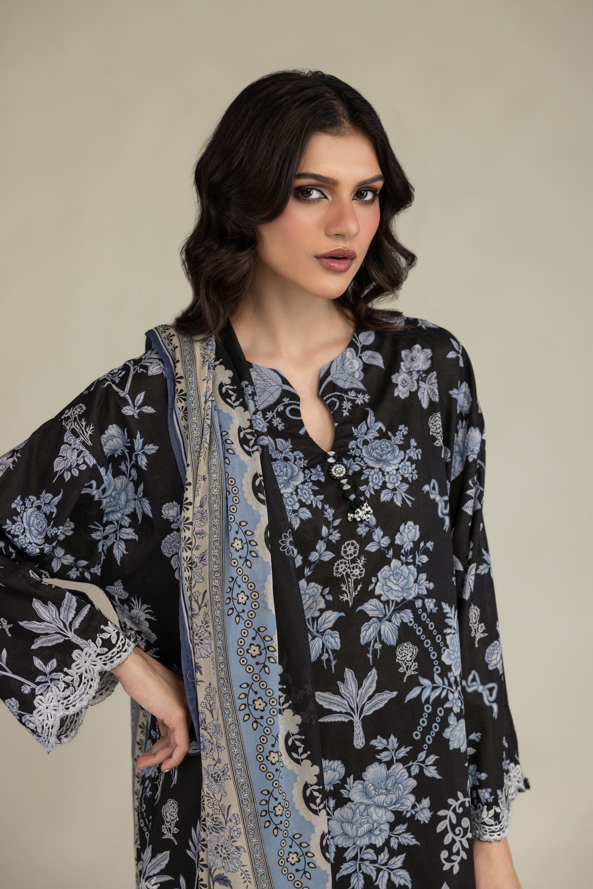 Black Lawn Dupatta