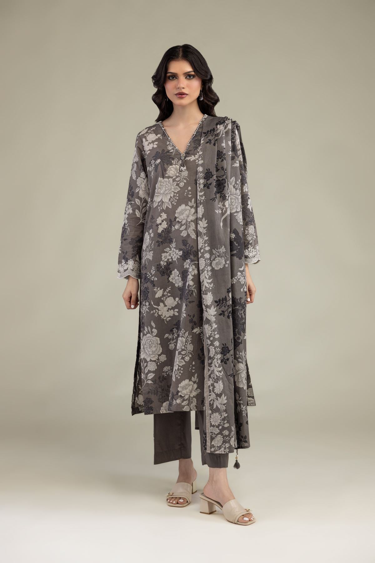 Gray Lawn Dupatta