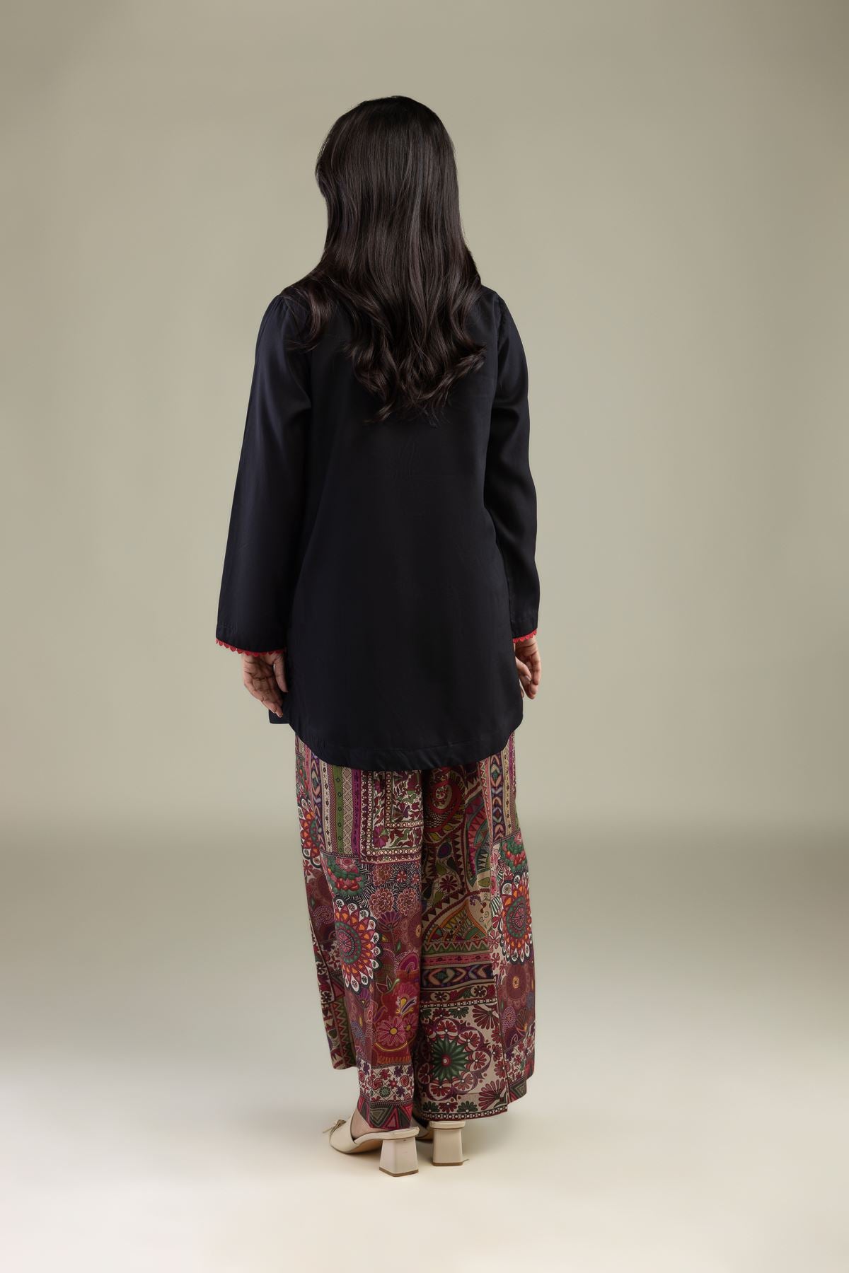 Black V-Neck Kurta