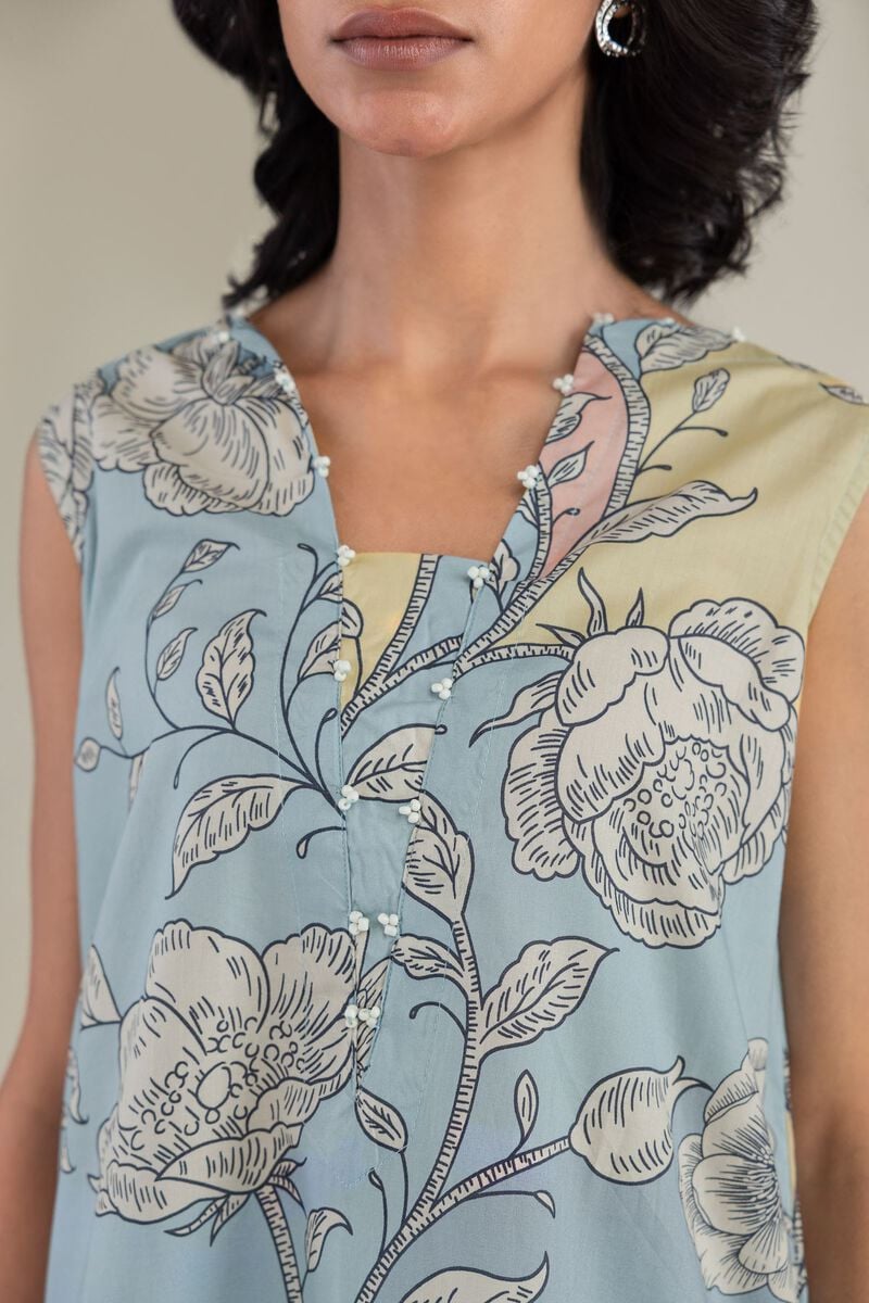 Floral Sleeveless Kurta