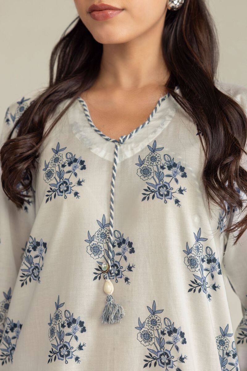 Short V-Neck Kurta