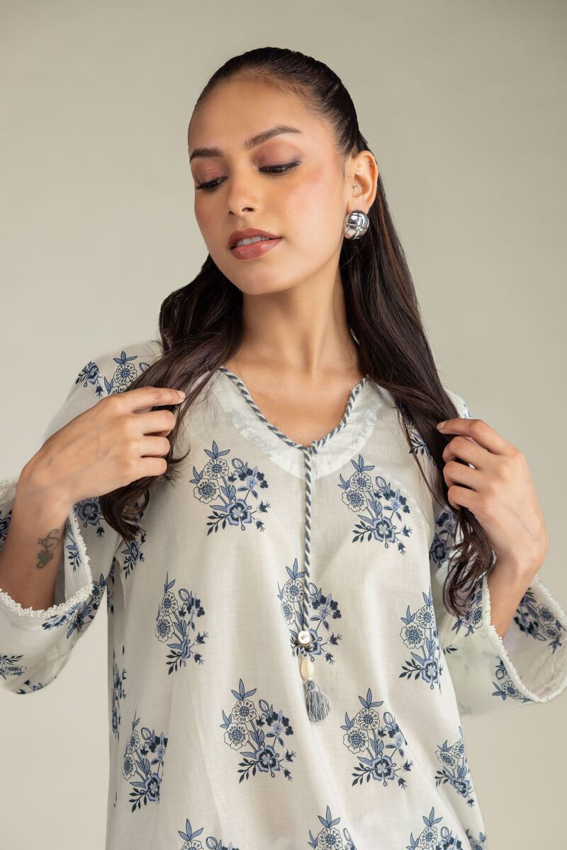 Short V-Neck Kurta