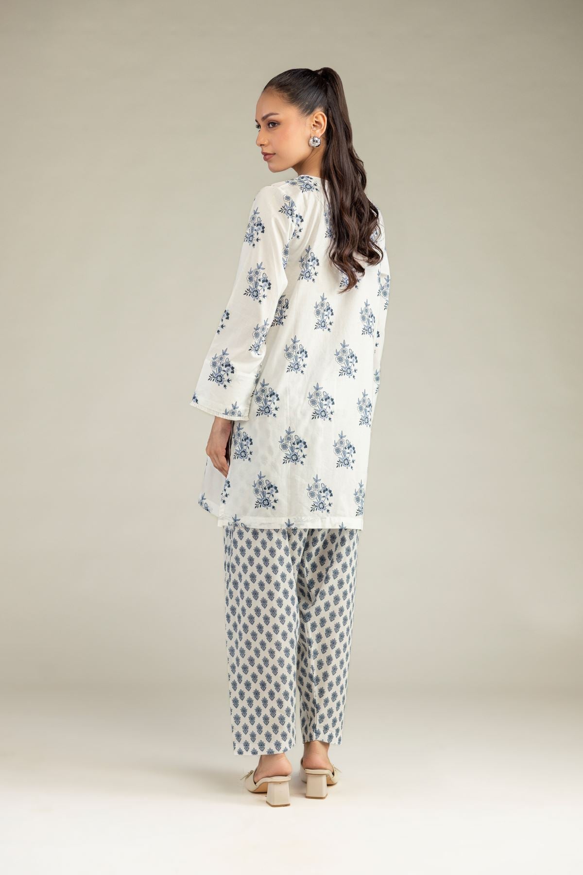Short V-Neck Kurta