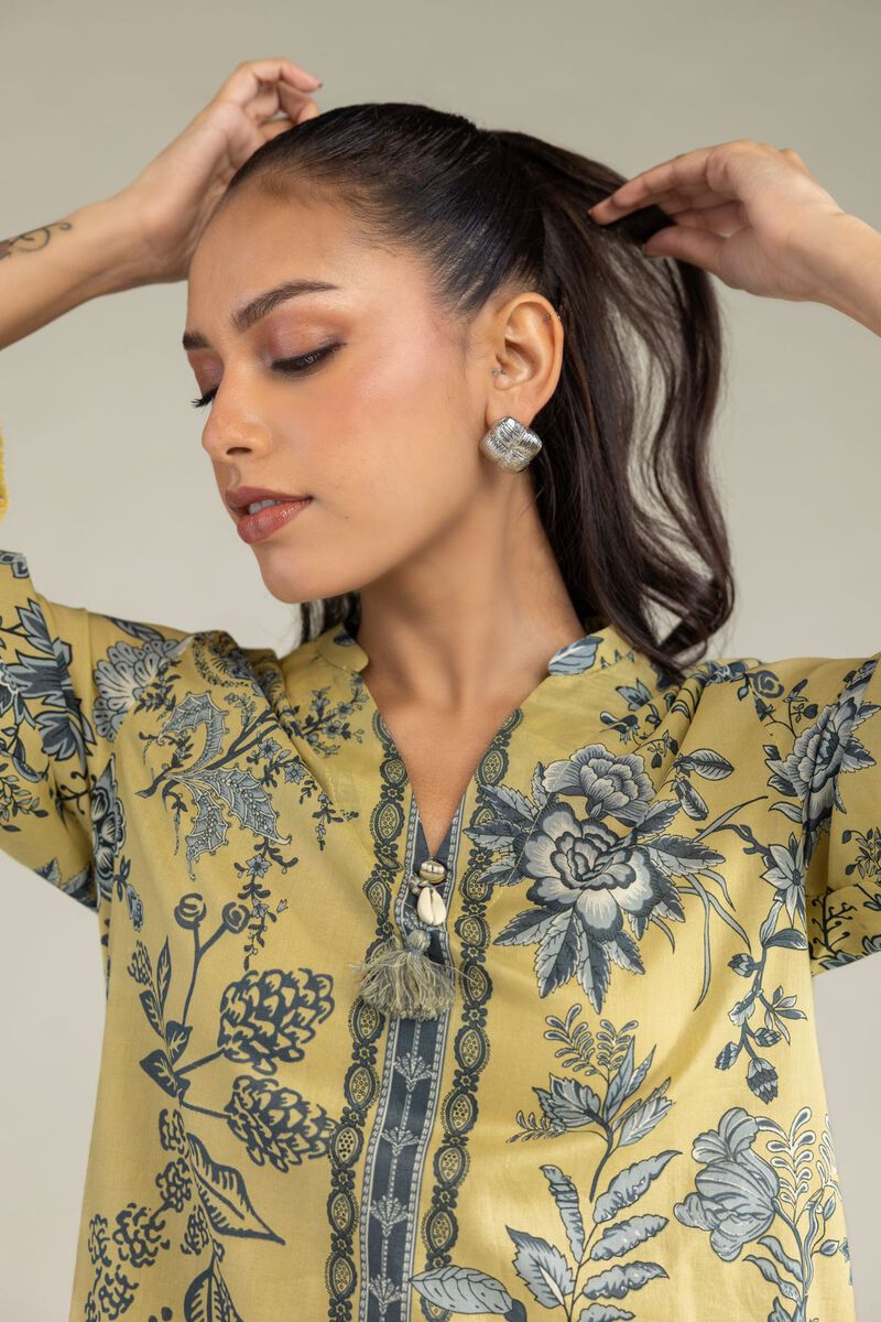 Short V-Neck Kurta