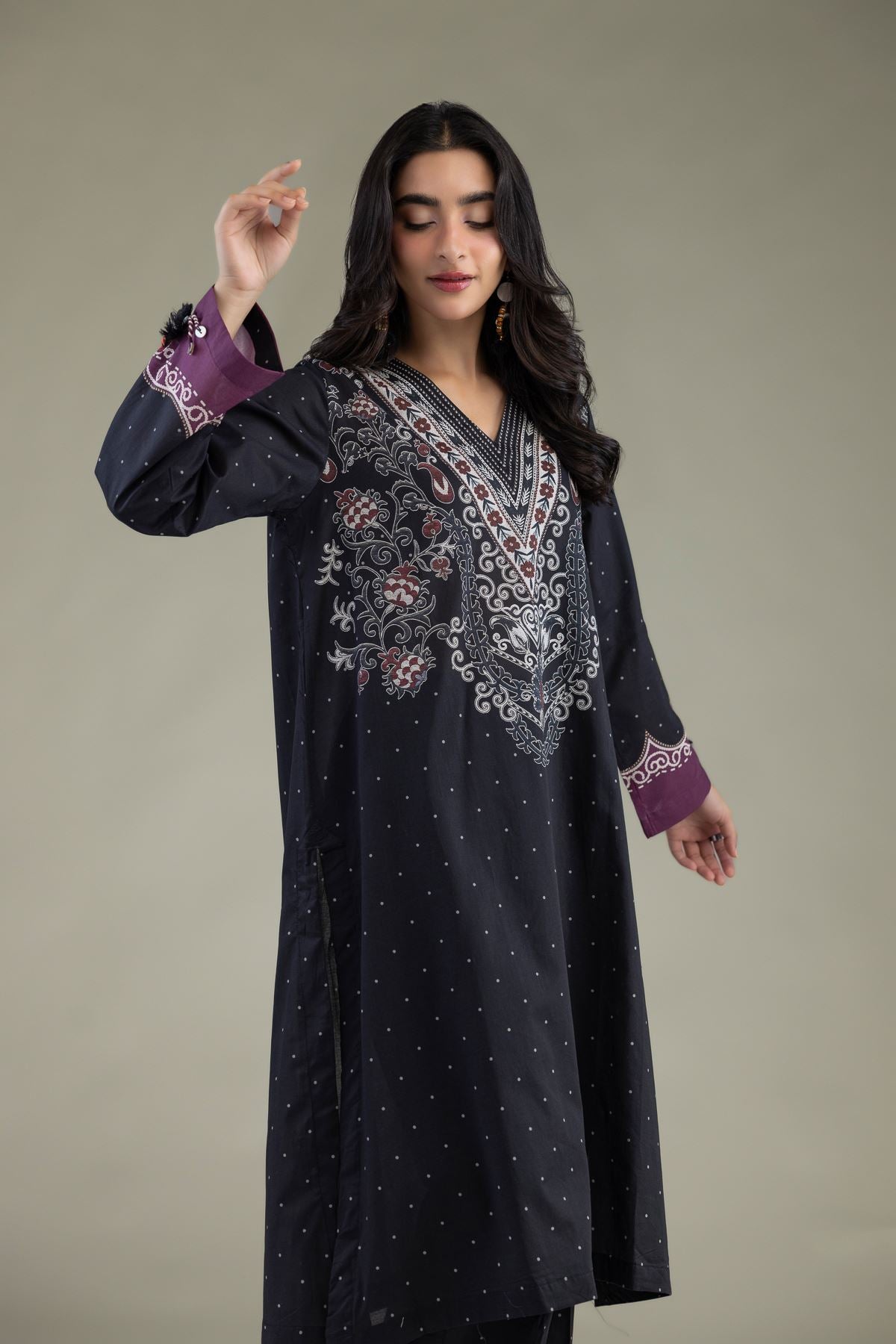 Cambric V-Neck Kurta