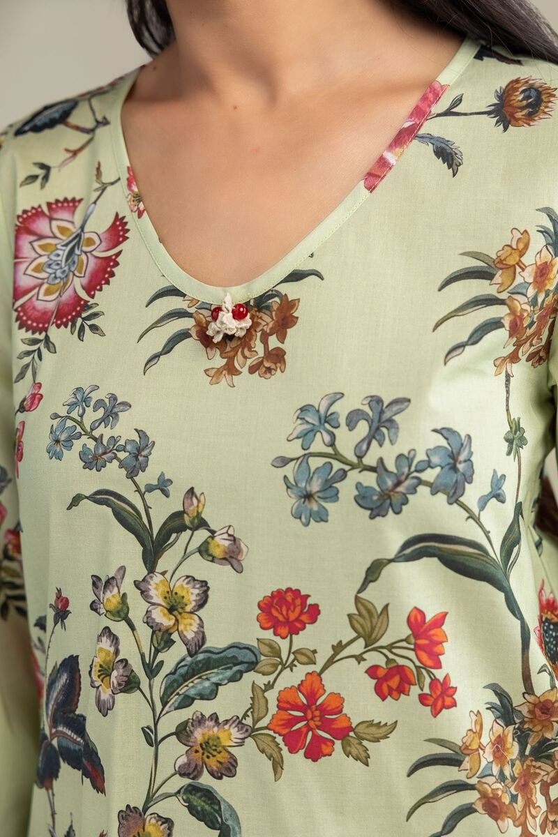 Floral V-Neck Kurta