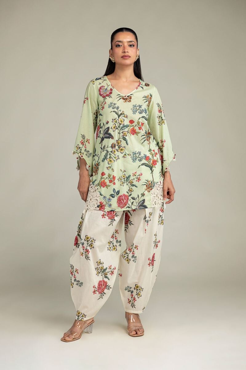 Floral V-Neck Kurta