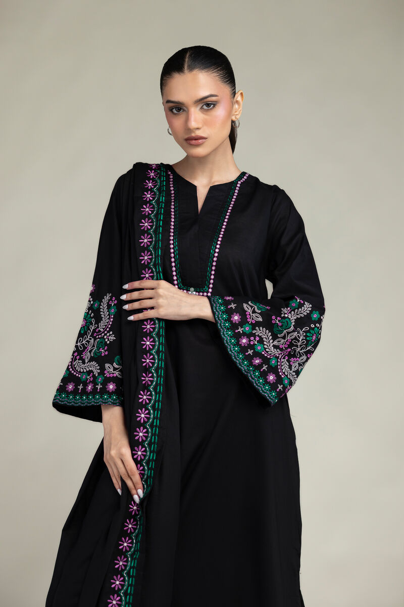 Black Lawn Dupatta