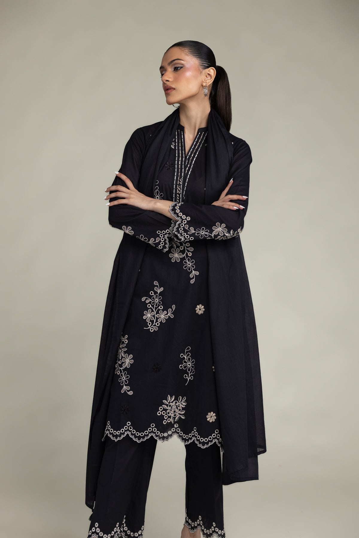 Solid Lawn Dupatta