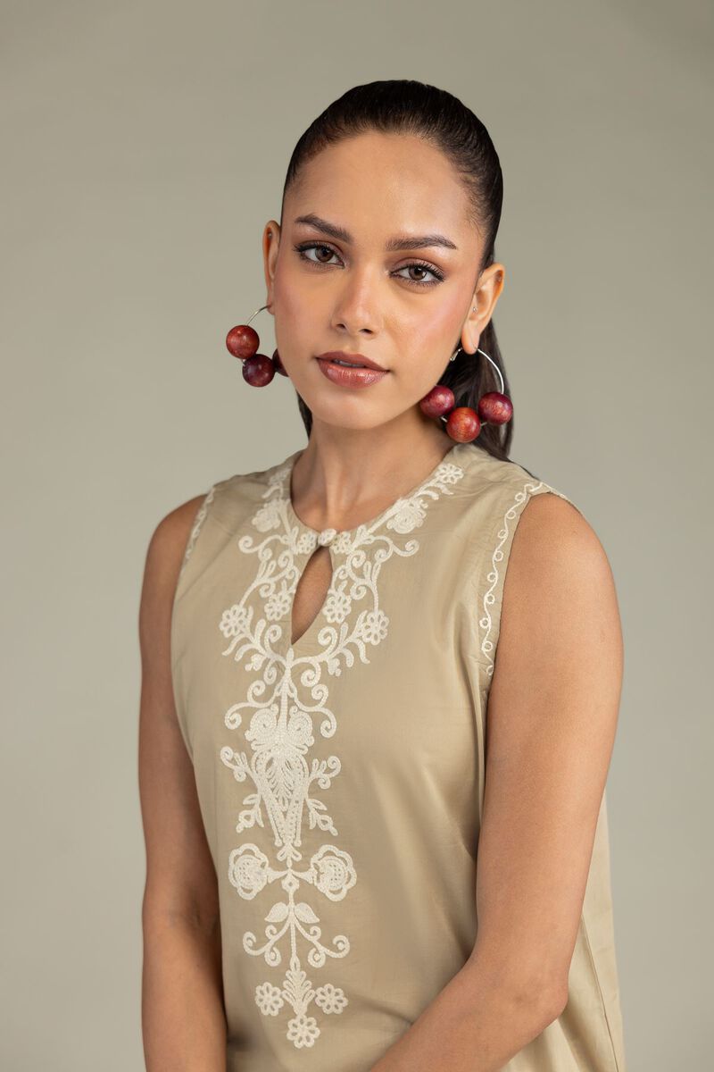 Beige Sleeveless Kurta