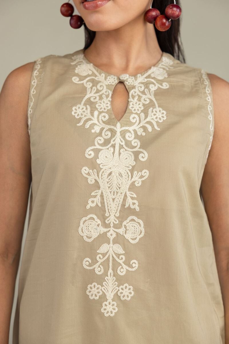 Beige Sleeveless Kurta