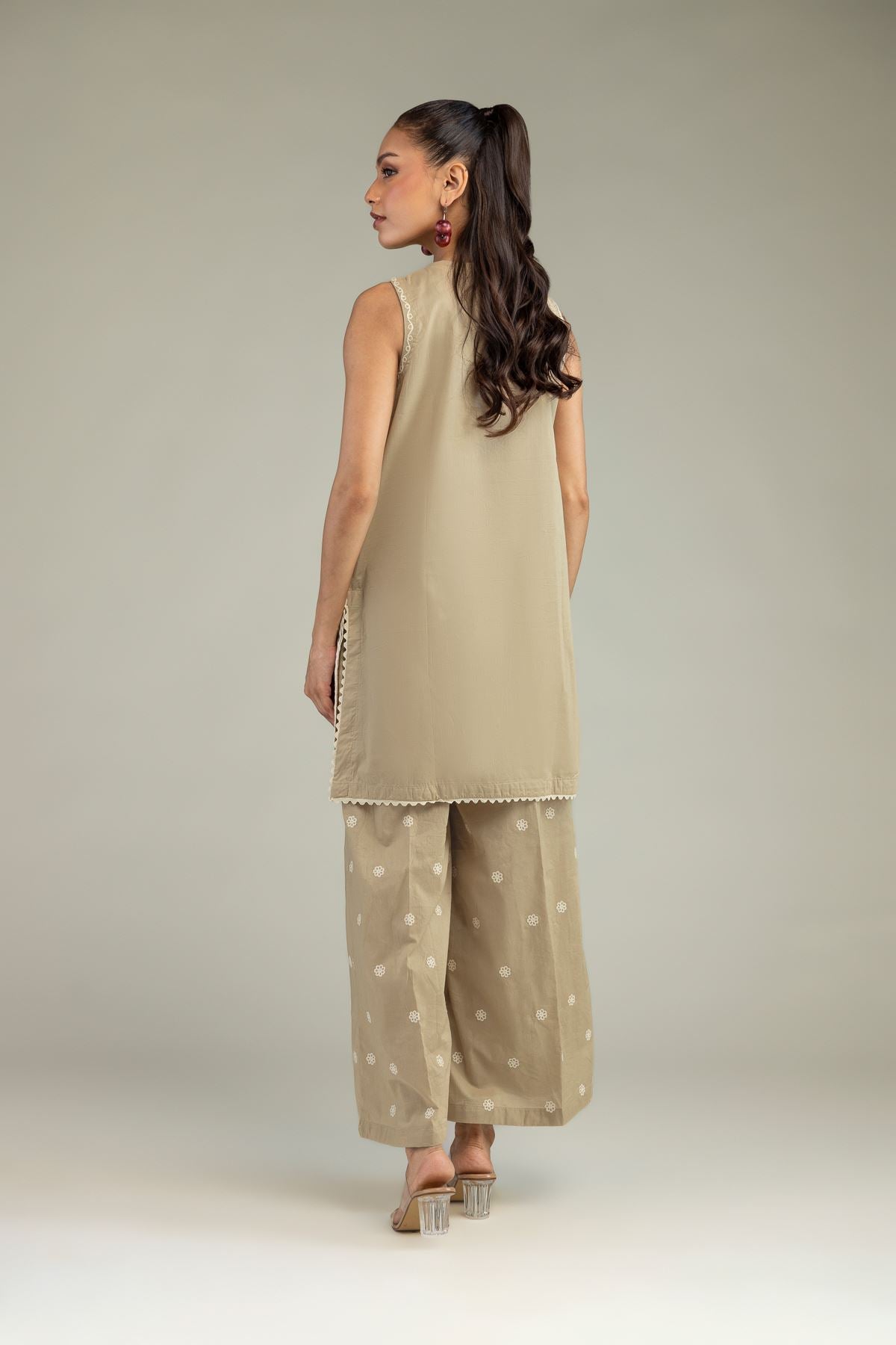 Beige Sleeveless Kurta
