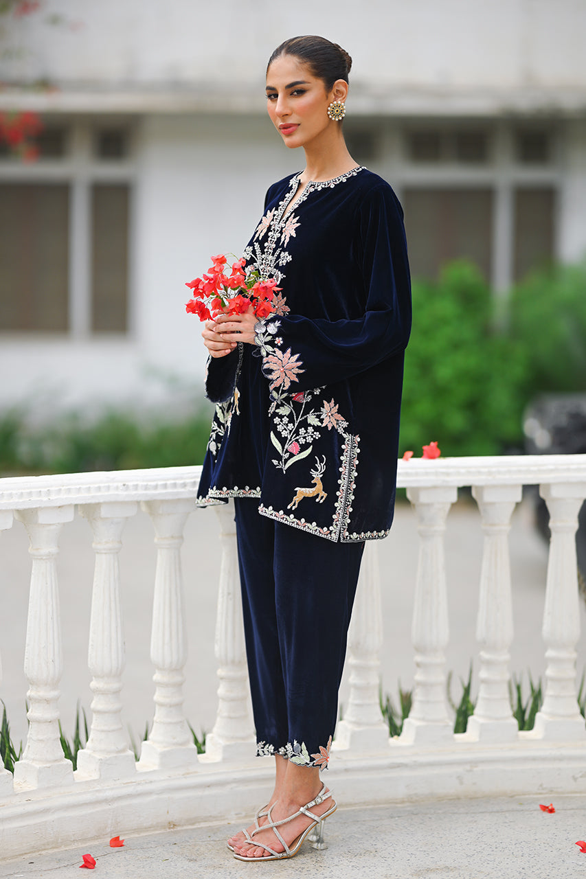 https://cdn.shopify.com/s/files/1/0588/3661/5221/products/1-SMcampaign-120.jpg?v=1694592298