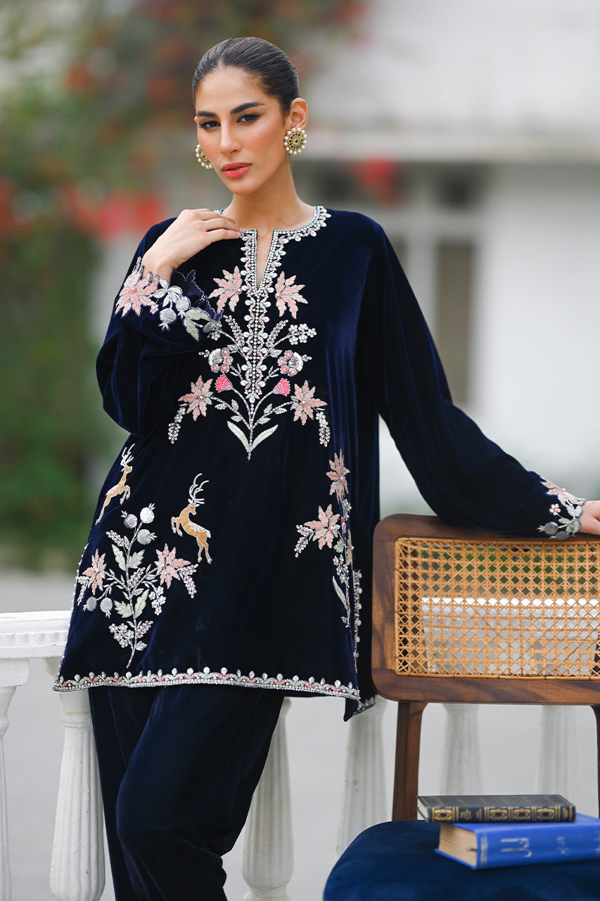 https://cdn.shopify.com/s/files/1/0588/3661/5221/products/1-SMcampaign-121.jpg?v=1694592298