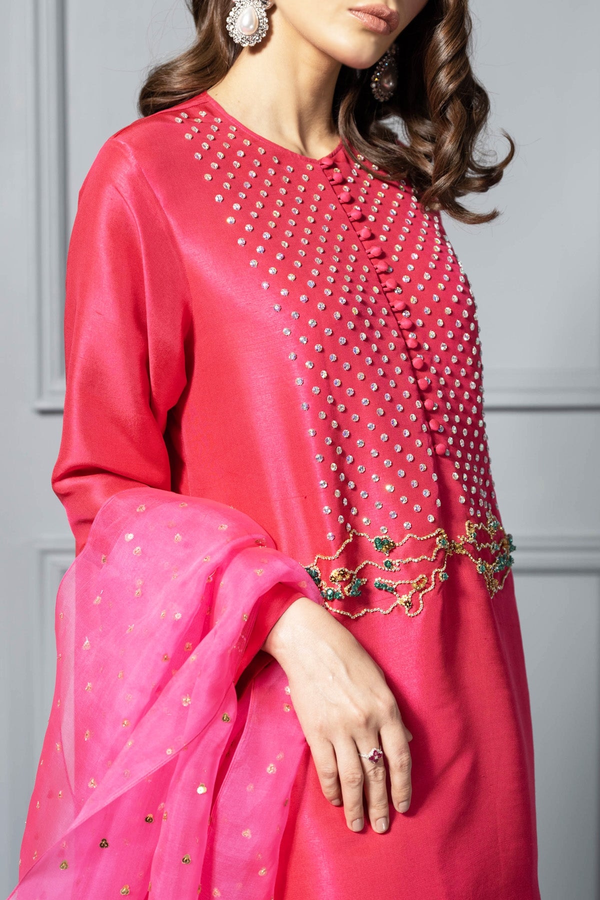 https://www.museluxe.com/wp-content/uploads/2025/02/1009550-3-bright-rose-embellished-raw-silk-tunic-set_09h3tafegbamc6wl.jpg