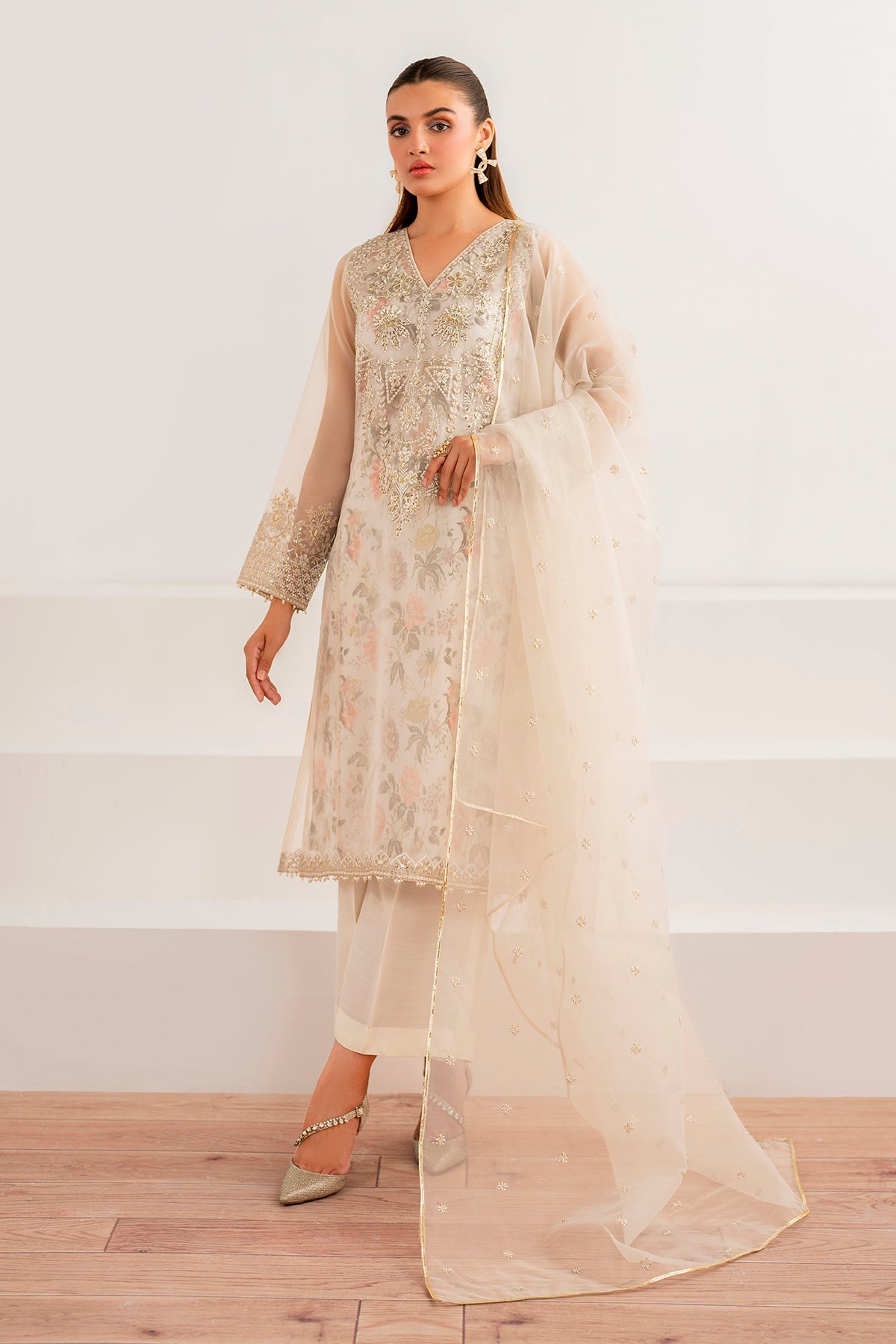 EMBROIDERED ORGANZA UF-699