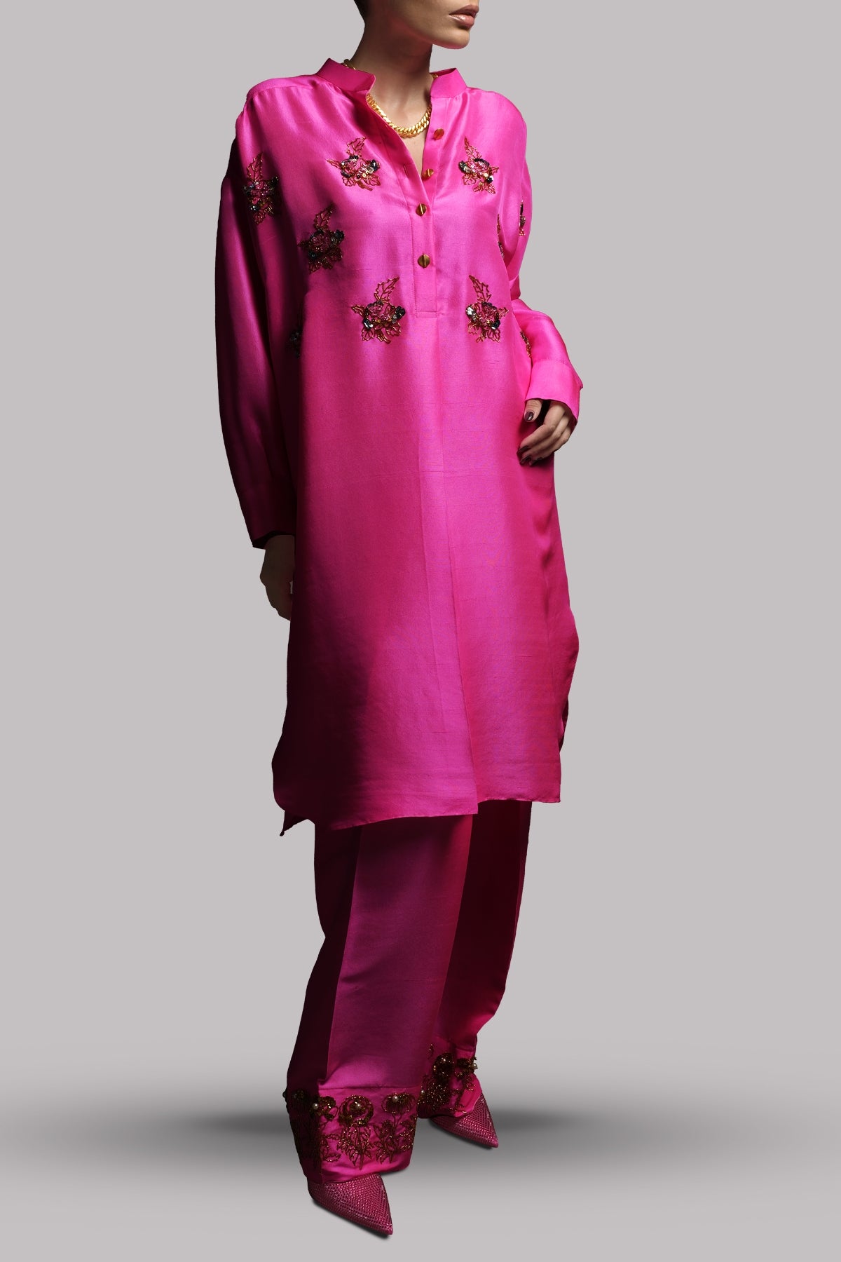 https://www.museluxe.com/wp-content/uploads/2025/02/1014938-01-diva-pink-embellished-raw-silk-set_g0pstgxyp1imjvwe.jpg